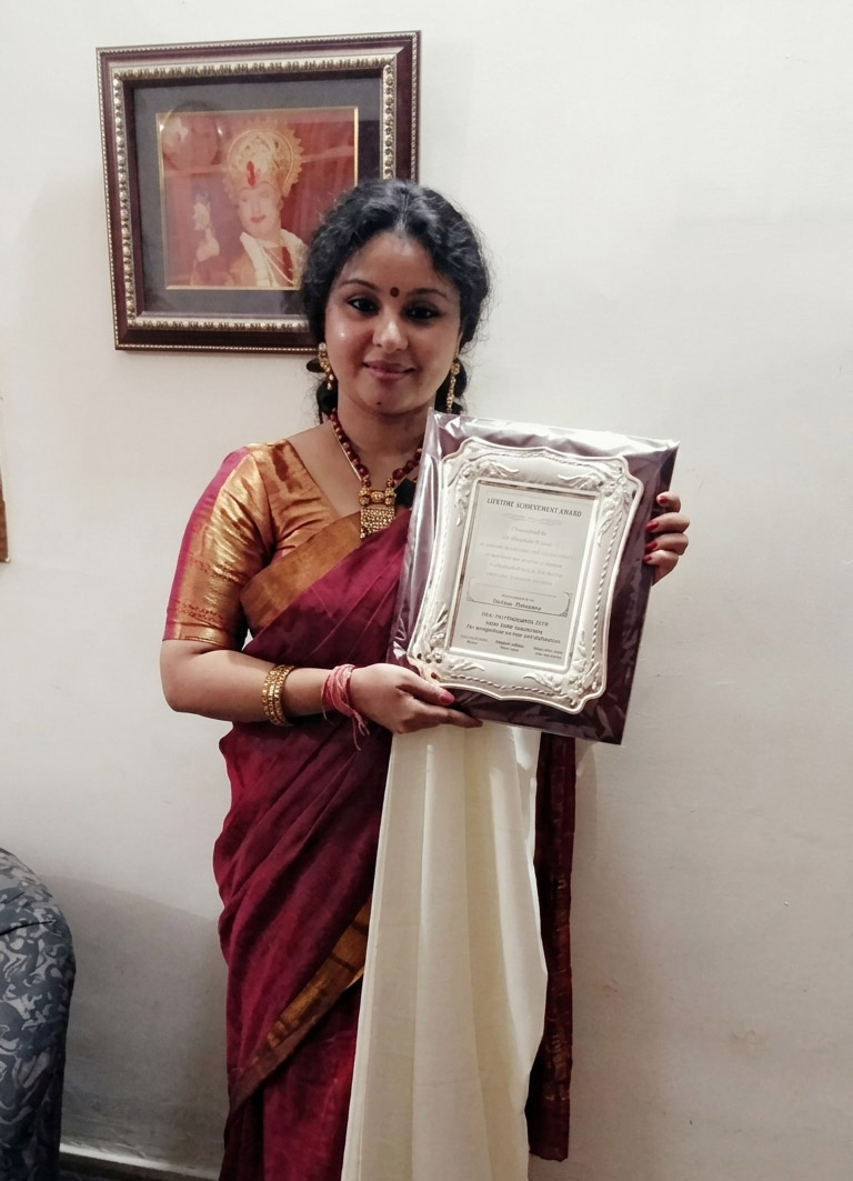 Kathak performer and educator